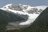 Le Petit Moreno Glacier Close 0528