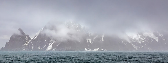 Desolate Elephant Island 0230