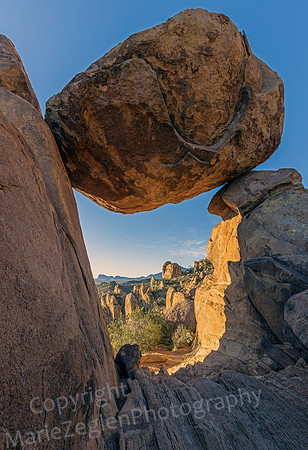 Big Bend Rock Arch Window 4921
