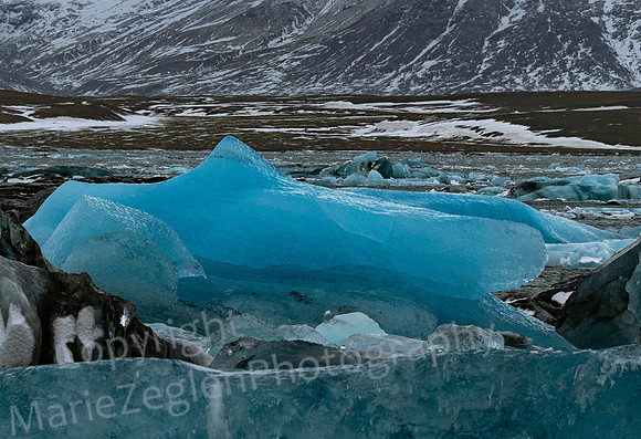 Jokul Sarlon Sub Iceberg