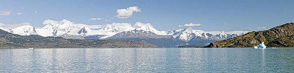 Le Petit Moreno View of Andes Peaks 0294